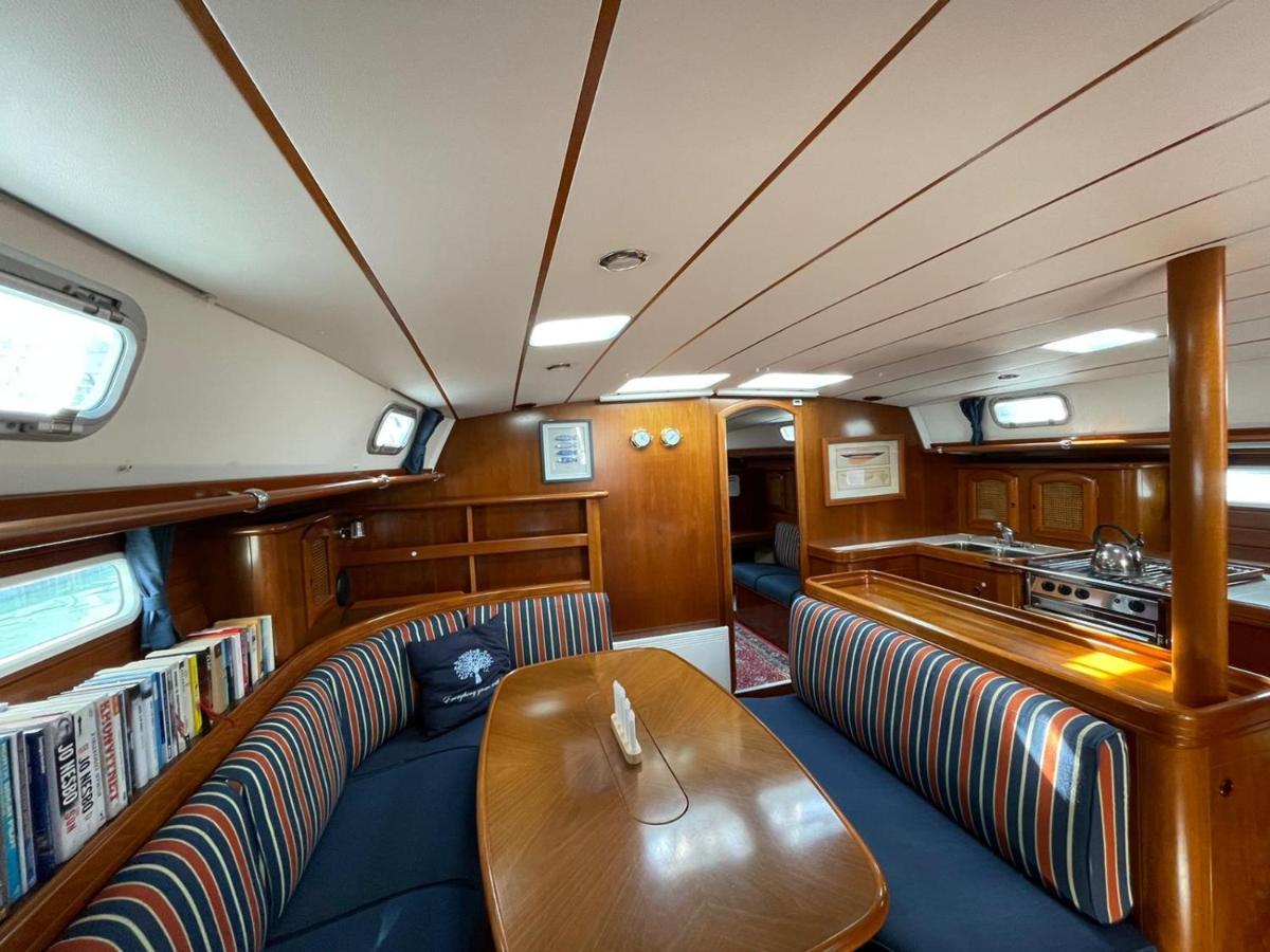 Beautiful And Comfortable Sailboat With Secure Parking Available Otel Barselona Dış mekan fotoğraf
